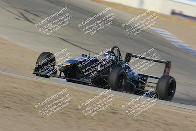 media/Oct-29-2022-CalClub SCCA (Sat) [[e05833b2e9]]/Race Group 2/Race (Outside Grapevine)/